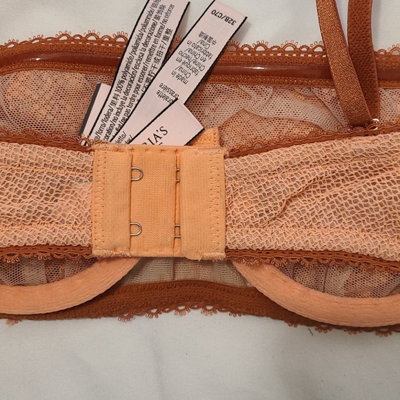 BUY 1 GET 1 FREE VICTORIA SECRET STRAPLESS BRA - Picture 5 of 10